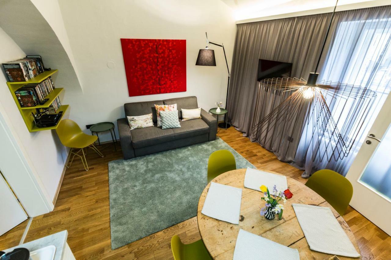 Yellow Flat By Grazrentals With Best Location & Free Parking Dış mekan fotoğraf